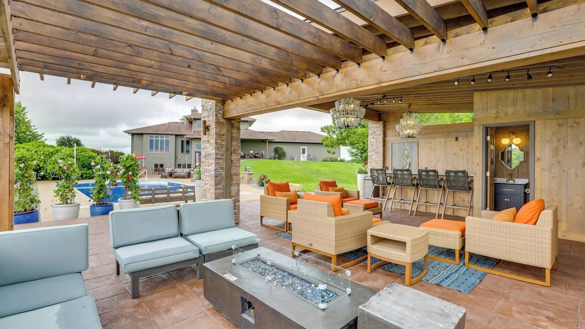 Mount Horeb Apartment | Outdoor Oasis: Luxe Flat in Mt Horeb!