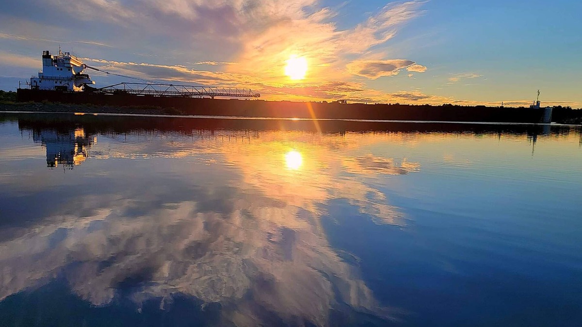 Barbeau Cabin | Outdoor Paradise @ the "Lower Dam Lodge" Located on the St. Marys River