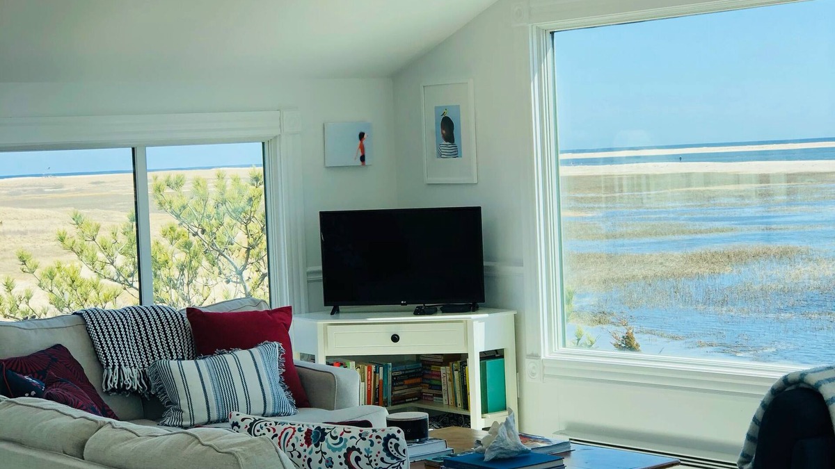 Chatham Condo | Outermost Waterfront Chatham Home w/Wraparound Views