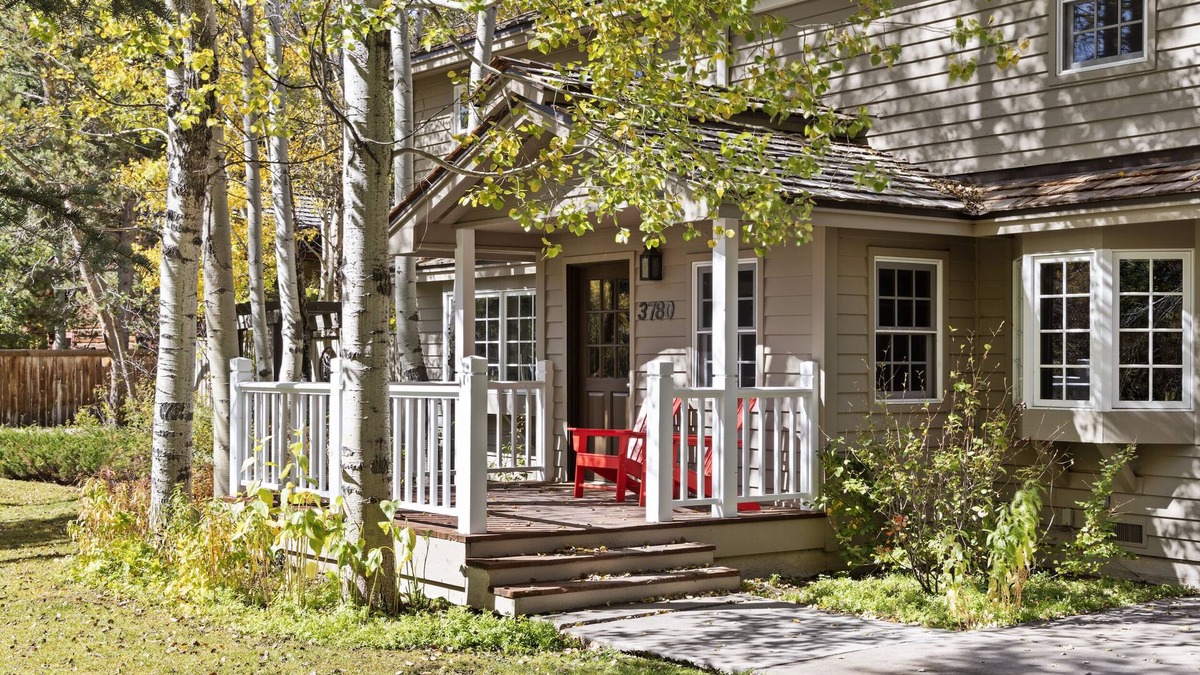 Moose Wilson Road House | Outpost: Aspens House with Private Hot Tub & AC