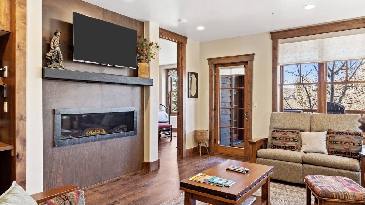 Jackson Condo | Outpost: Grand View 5120 - Air Conditioned