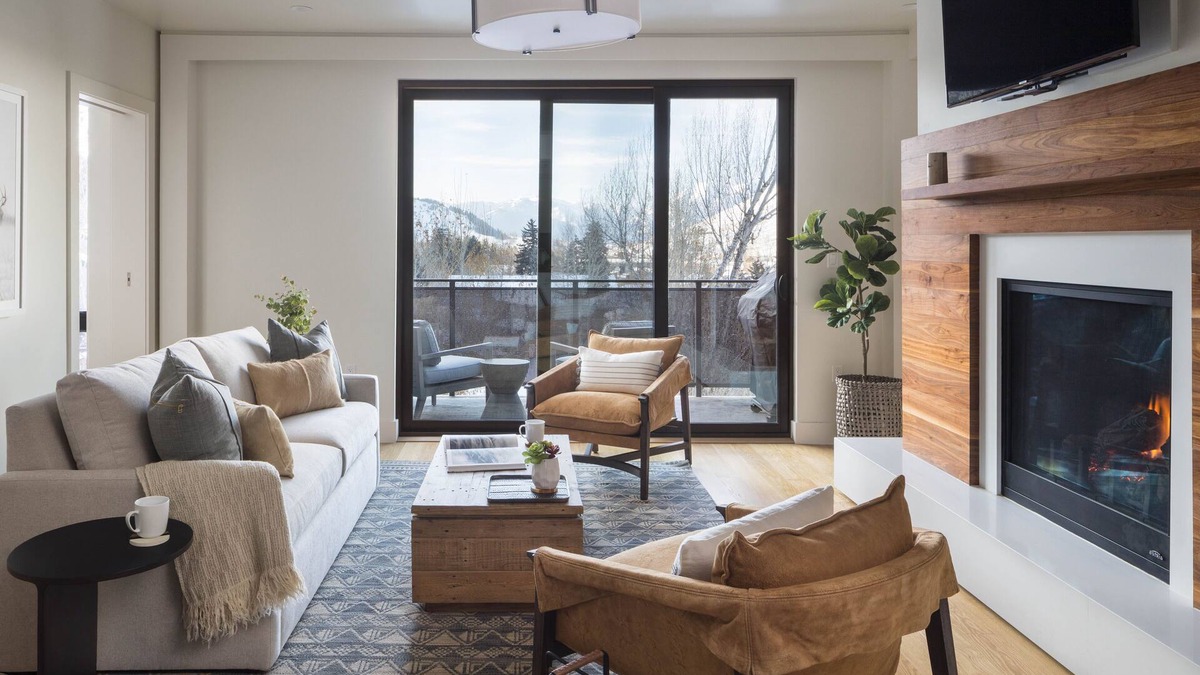 Jackson Condo | Outpost: One Town Hill 401 - Base of Snow King Mtn