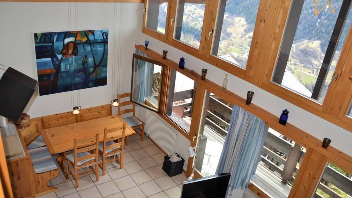 St. Luc Apartment | Outside : 4 rooms apartment with south balcony, for 5 people -Inside : approx. ? sqm, living with fi