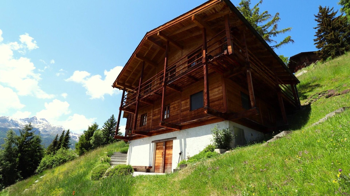 Saint-Luc Ski Chalet | Outside: Beautiful cozy cottage for 6 to 8 people with a splendid view. Bright and spacious -inside: