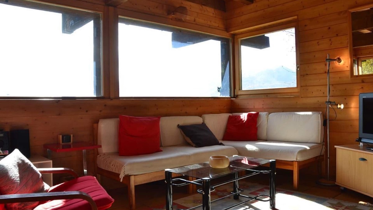 Chandolin Ski Chalet | Outside : chalet in Chandolin, for 4-6 persons, balcony, terrace, lawn with garden furnitureInside :
