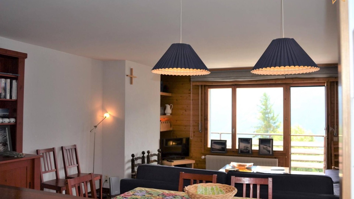 St. Luc Apartment | Outside : flat for 6 people on the 2nd floor, elevator, balcony -Inside : Entrance hall, living, din