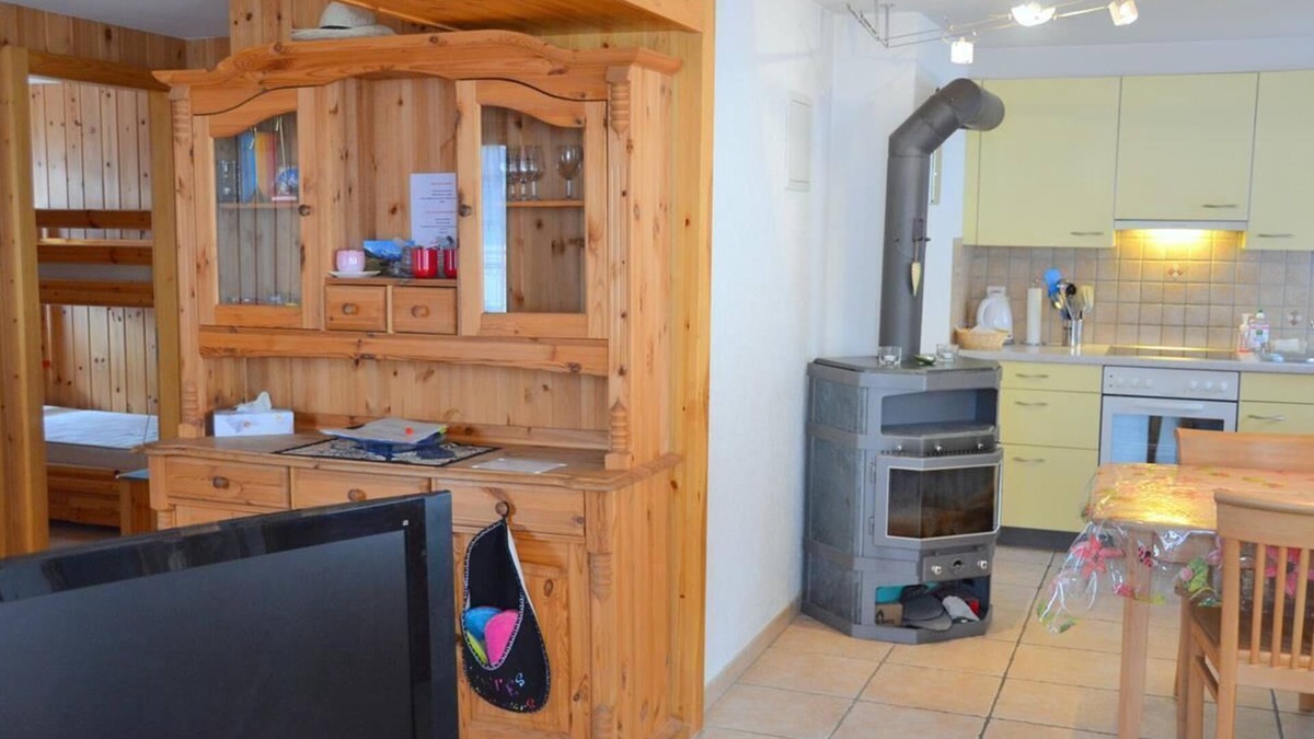St. Luc Apartment | Outside : flat on the 1st floor of a chalet, for 4 persons, balcony, garden with garden furniture -I