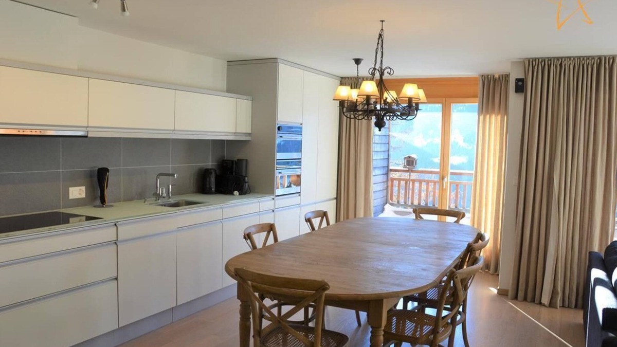 St. Luc Apartment | Outside : Modern apartment for 5 people, balcony-terrace, beautiful south view, located at tne entr