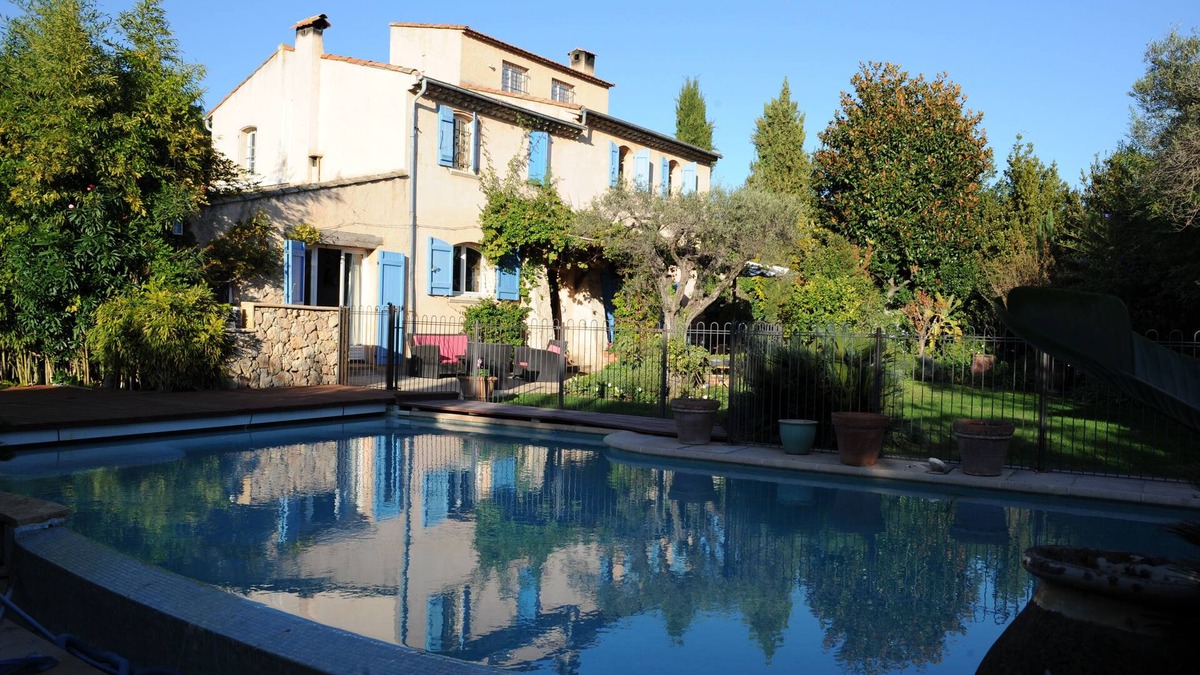 Antibes Other | Outstanding bastide in Antibes, heated pool, tennis court, large garden, 6 bedr