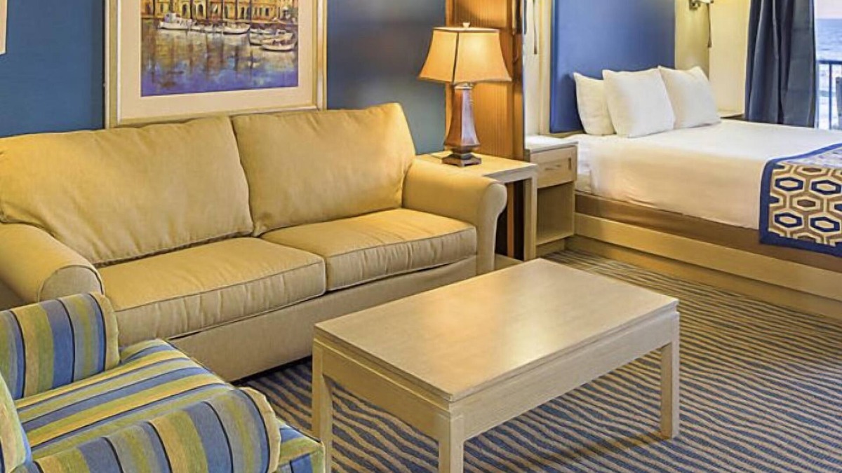 Daytona Beach Shores Resort | Over 23 miles of white sand beaches, the Dolphin Beach Club is the perfect place