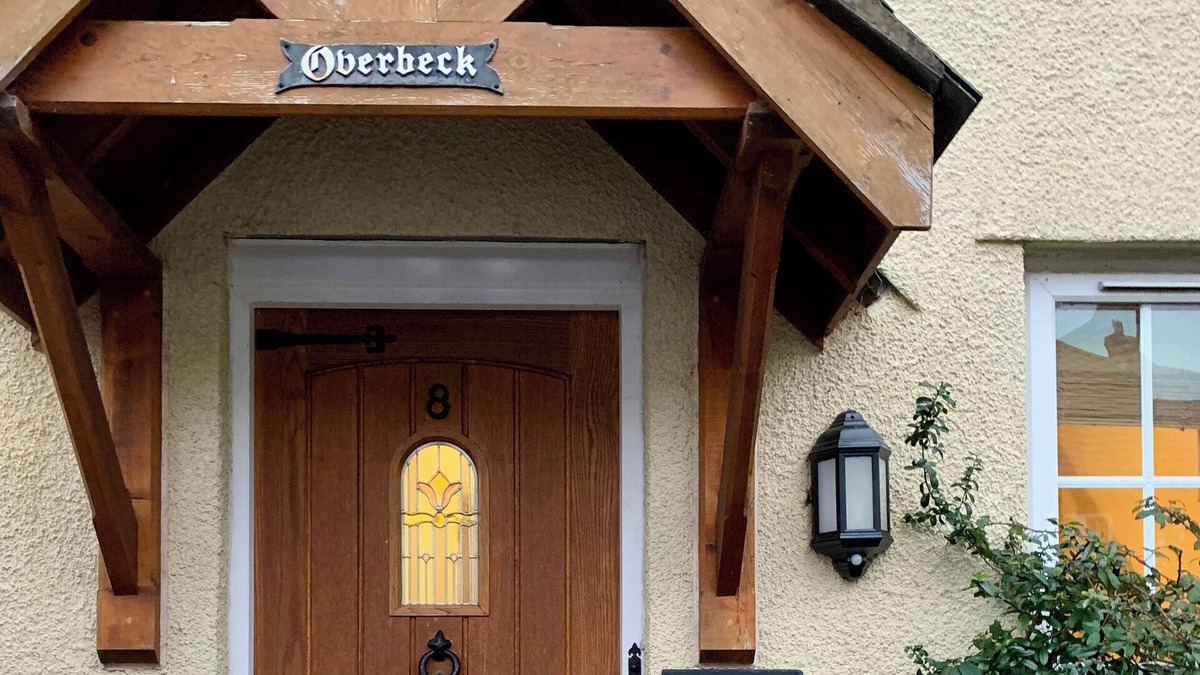 Fenny Bridges Cottage | OVERBECK COTTAGE, pet friendly, with a garden in Ottery St Mary