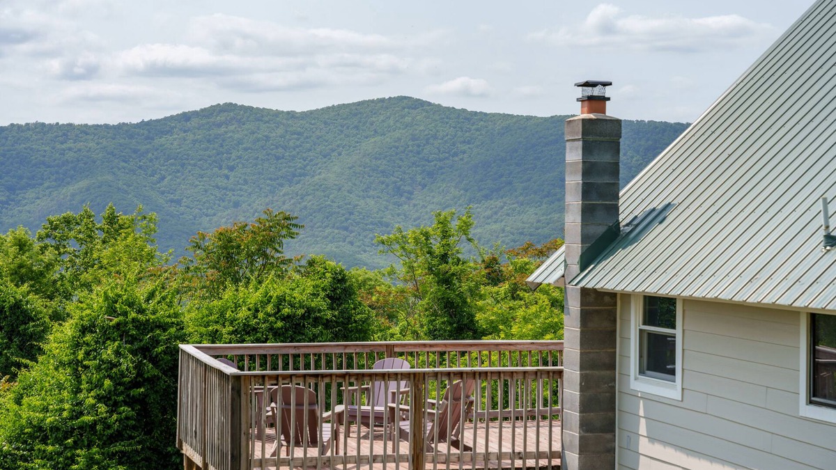 Elkton Cabin | Overlook Loft - Scenic Shenandoah Views