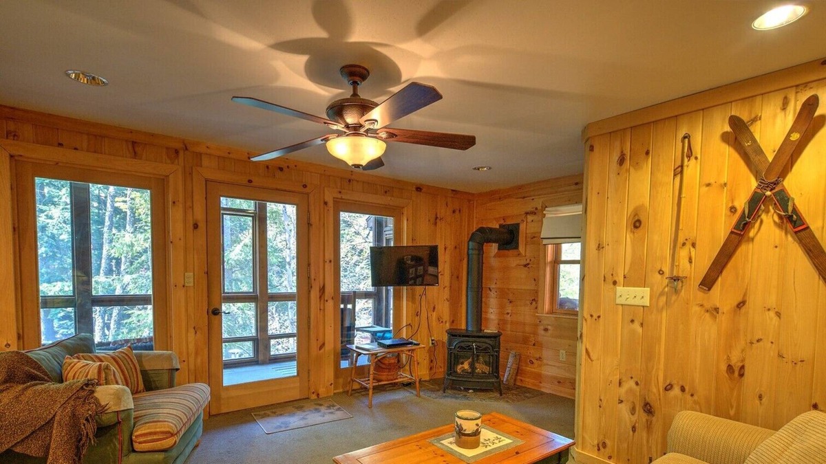 Inlet Cottage | Overlook on 5th - The Cottage