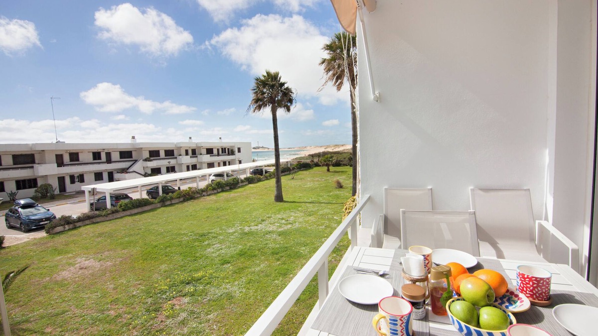 Los Canos de Meca Apartment | Overlooking the sea! New apt. with terrace 3 bedrooms+2 bathrooms&community pool