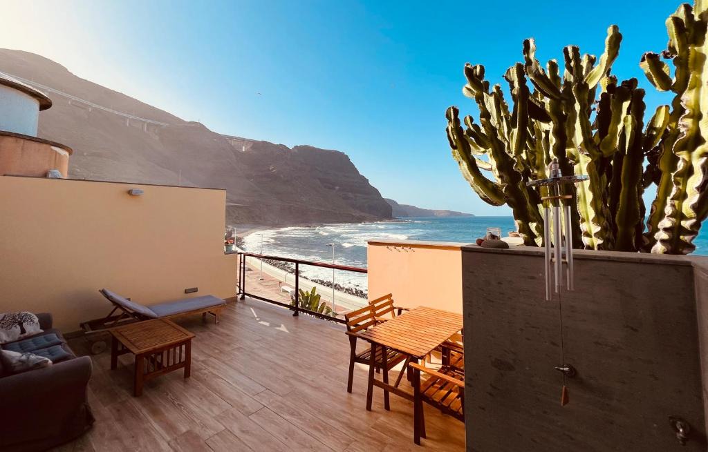 San Felipe Apartment | OvertheOcean Big terrace and XL Bed