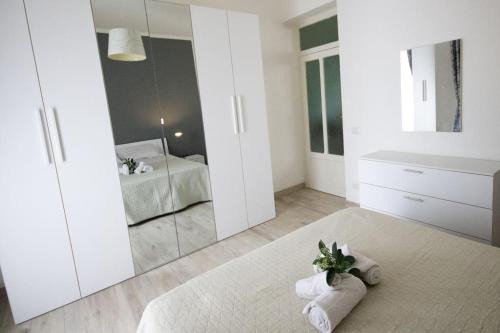 Sferracavallo Apartment | Ovidio home