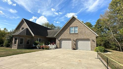 Decatur House | Owl's Nest Retreat