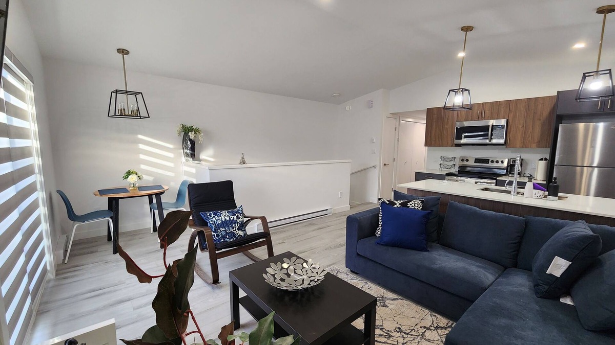 Fort Gary Apartment | Own a Slice of Heaven at this Incredible Peace Plaza, Where Memories Are Made!
