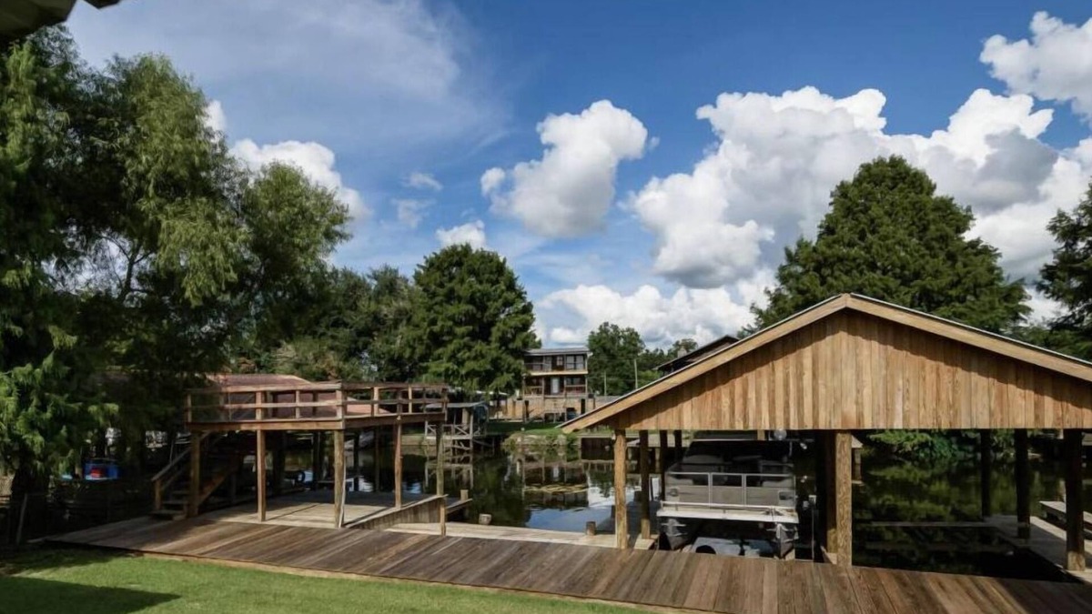 Ventress House | Oxbow Retreat The Hidden Gem of FalseRiver,Ventress , New roads area
