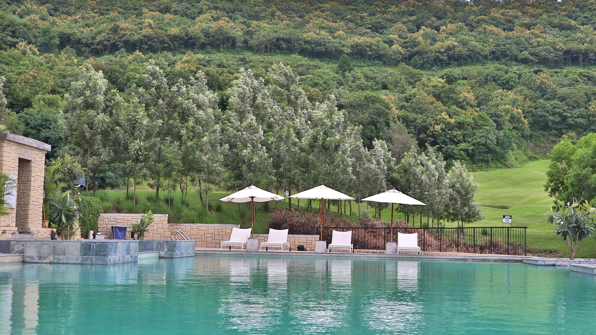 Pune Resort | Oxford Golf Resort