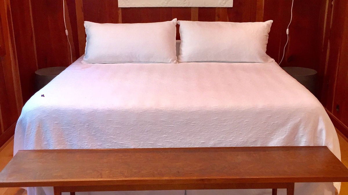 Batesville Cabin | Oxford Retreat - 4B/4B Newly Renovated Cabin 15 Minutes From Downtown Oxford!