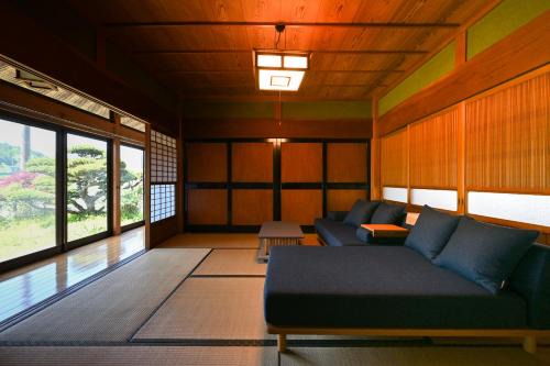 Tarui Apartment | Oyakata Sekigahara, near the Tokugawa Ieyasu Battle of Sekigahara and Nakasendo, 8LDK, 1 building for rent