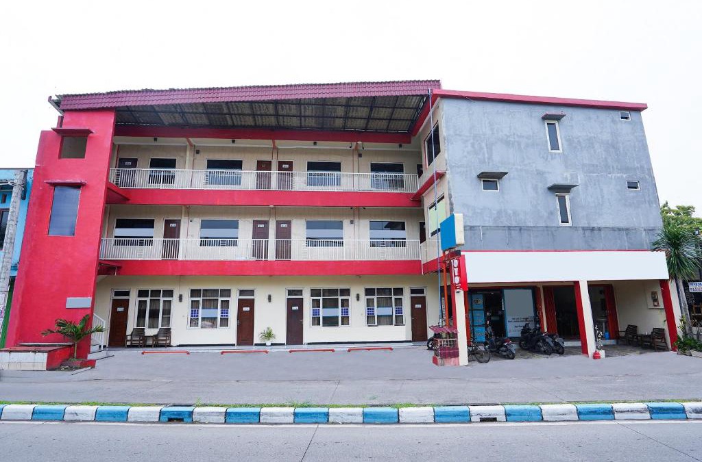 Sedati Hotel | OYO 2612 Pondok Rizqi Syariah