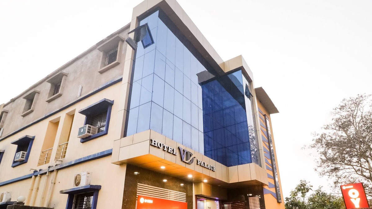 Bargarh Hotel | OYO 61384 Hotel Vd Palace