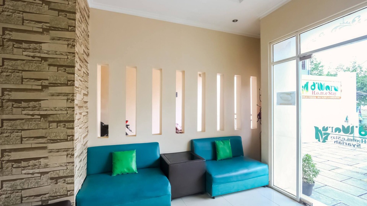 Laweyan Hotel | OYO 90193 D'waru Homestay Syariah