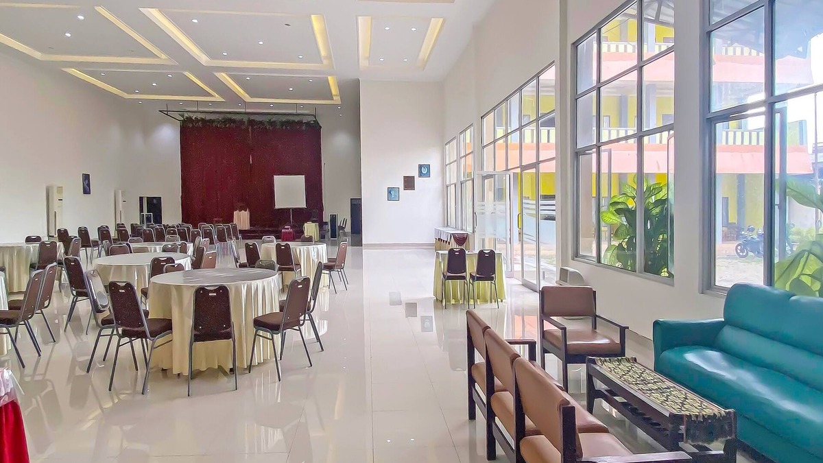 Nginamanu Hotel | OYO 91946 Hotel Gajah Mada Indah