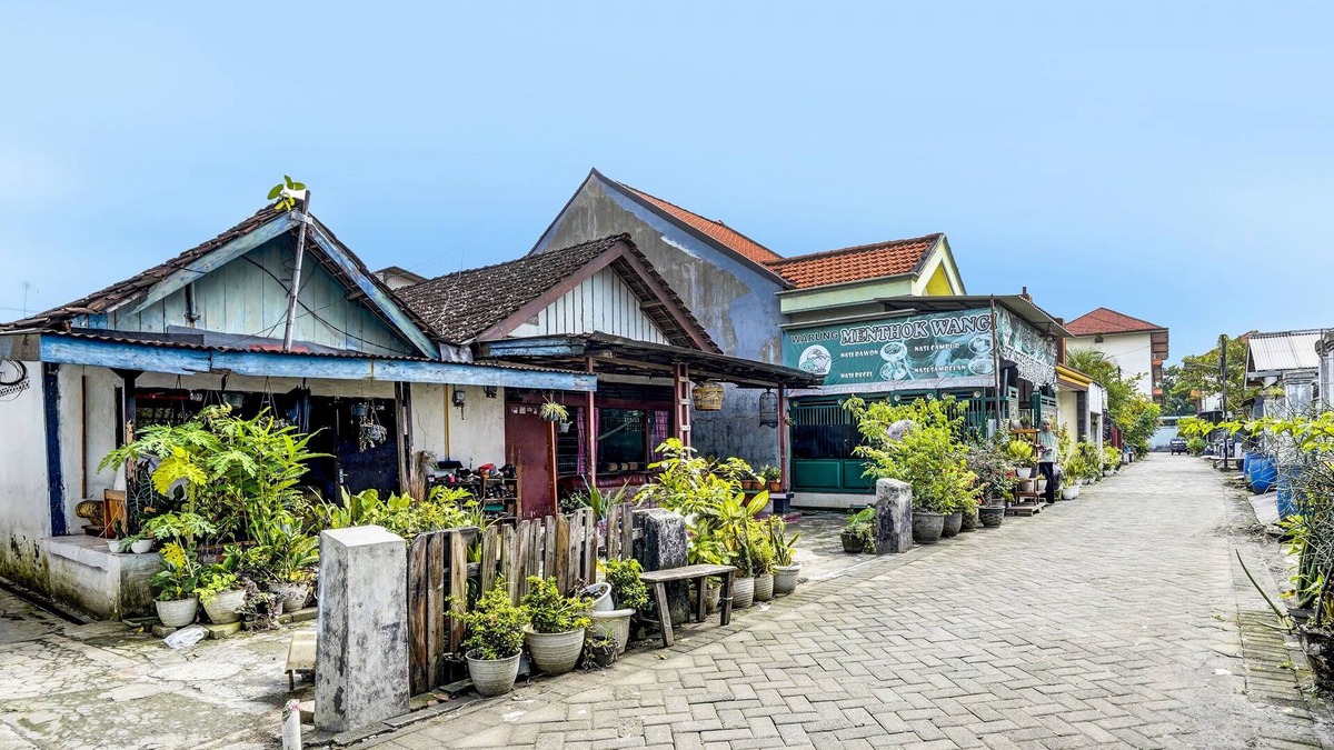 Gresik Hotel | OYO 92267 Nurul Homestay Syariah