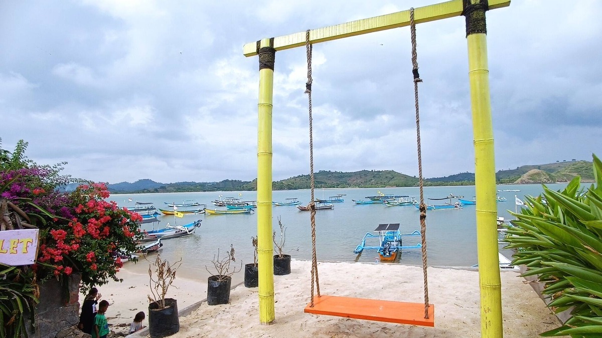Gerupuk Hotel | OYO 93626 Hi Homestay & Group