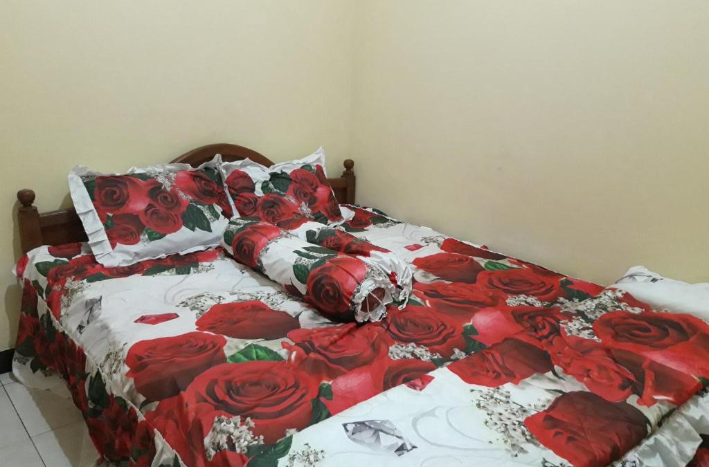 Turi Hotel | OYO Homes 91083 Desa Wisata Plosokuning Syariah