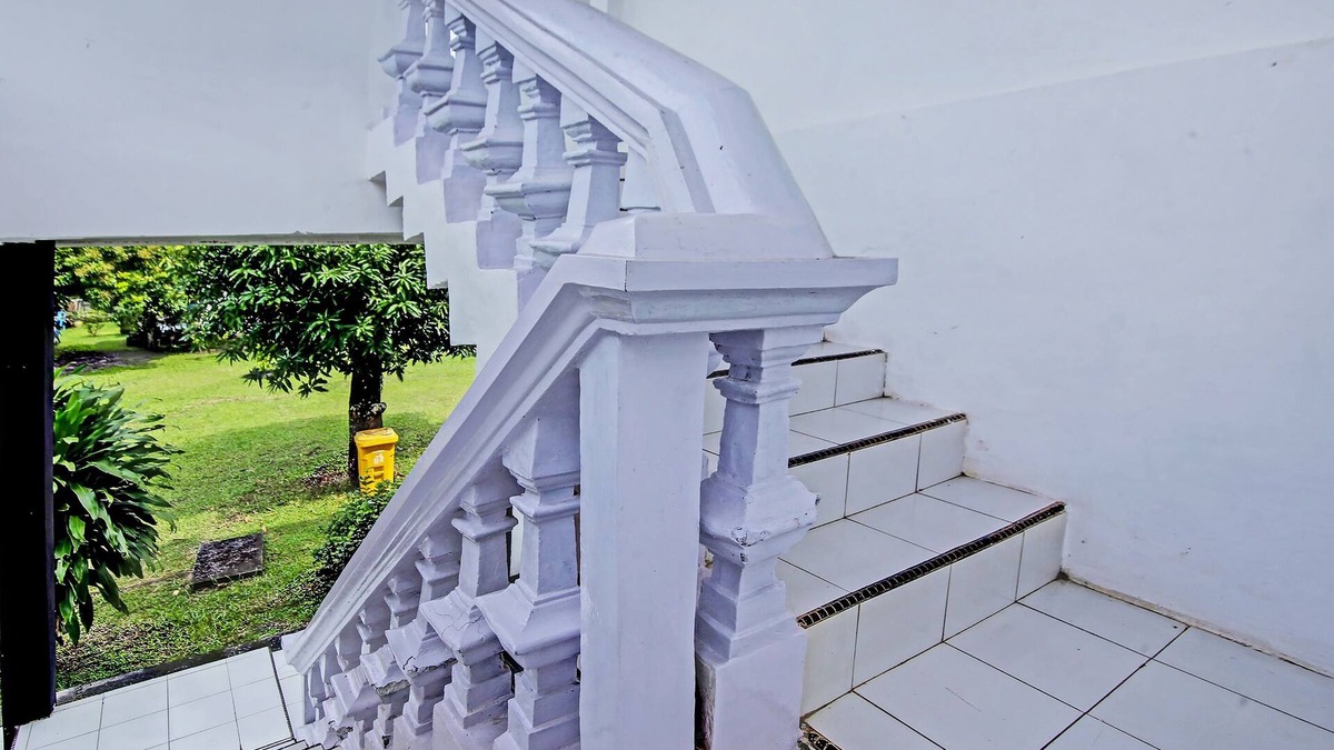 Prabumulih Hotel | OYO Life 91127 Wisma Sukajadi Syariah
