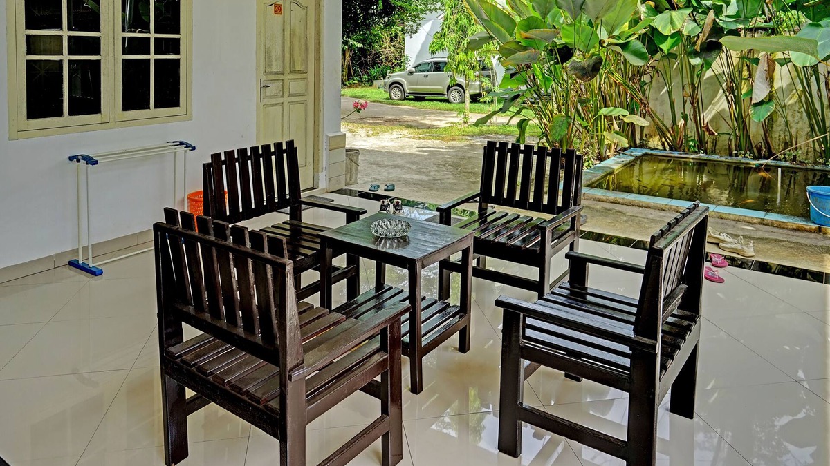 Prabumulih Hotel | OYO Life 91984 Taufik Kost Syariah