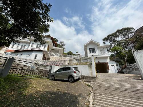 Tretes Hotel | OYO LIFE 92844 Penginapan Cibodas