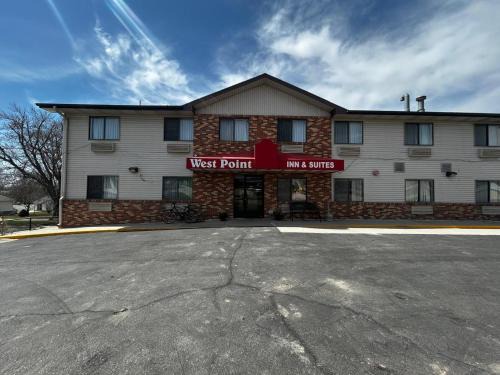 West Point Hotel | OYO West Point Inn