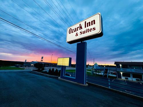 Osage Beach Hotel | Ozark Inn and Suites