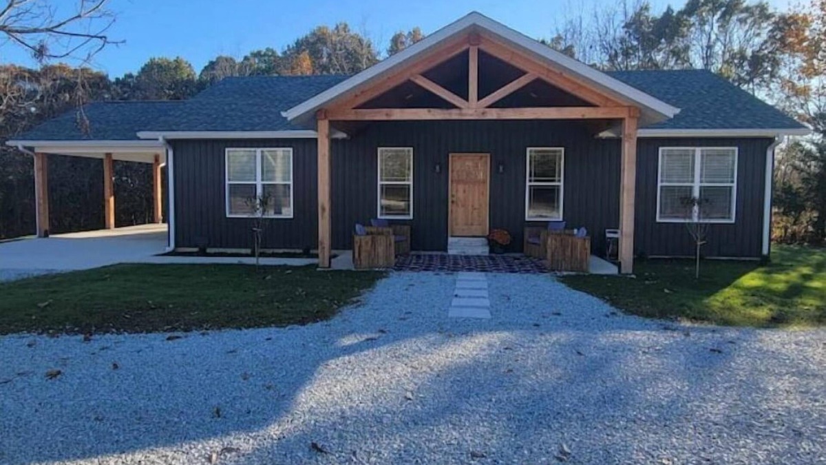 Nixa House | Ozarks WonderWoods