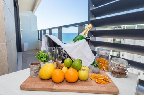 Praia da Rocha Apartment | Pé na Areia Alojamento Local Portimão