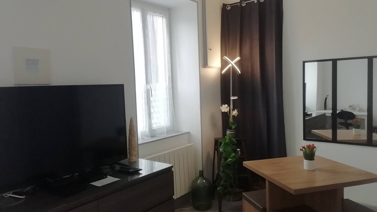 Fourchambault Apartment | Pégase, Meublé 3, Supermarché, Animaux Acceptés, Terrasse Privée