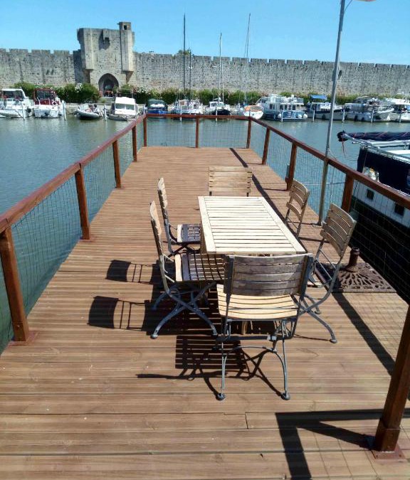 Aigues-Mortes Boat Rental | Péniche Poompui
