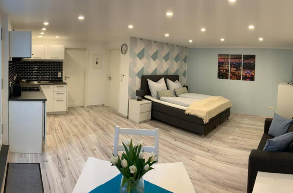 Putzchen/Bechlinghoven Apartment | Pützchens Markt 2025 - Modernes Apartment in unmittelbarer Nähe - trotzdem sehr ruhig - Privatparkplatz mit Auflademöglichkeit für E-Auto