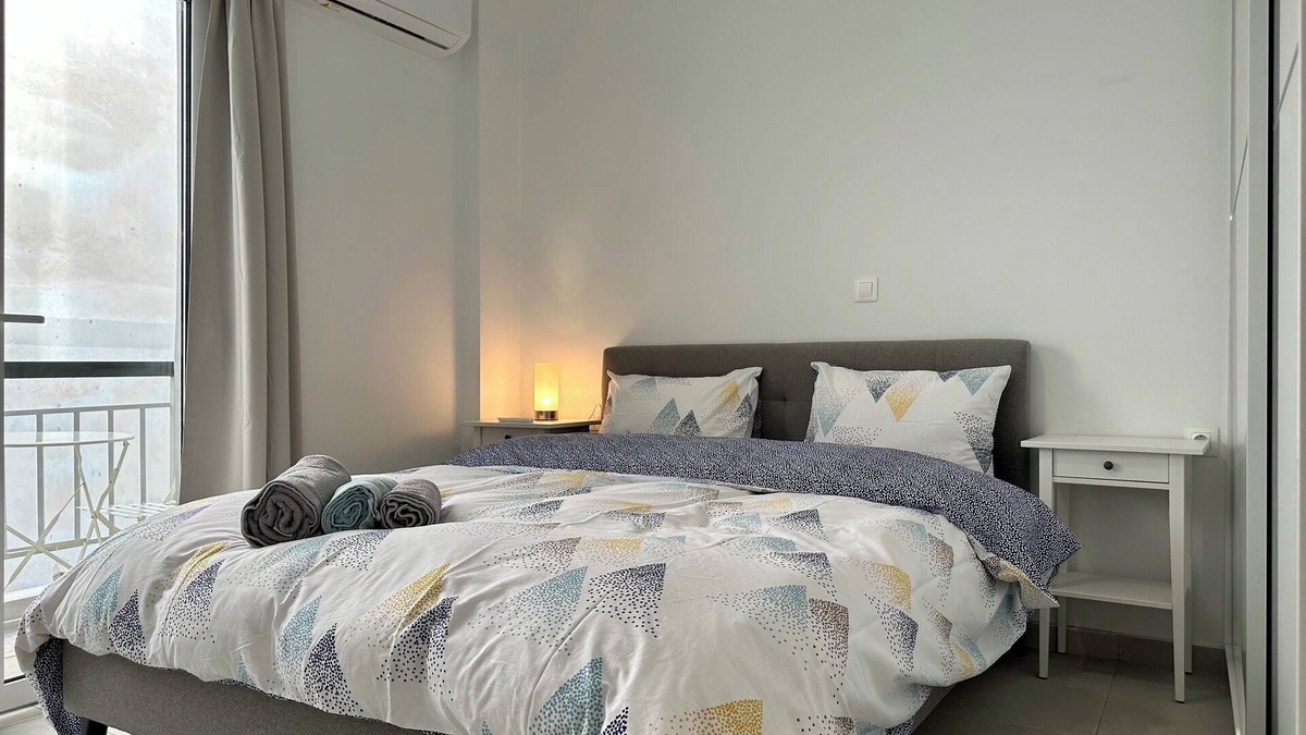 Petralona Apartment | P8 - 2 Bedrooms Jacuzzi Rooftop