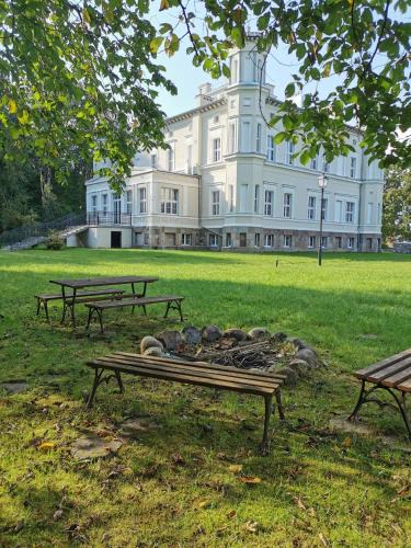 Karlino Apartment | Pałac Lubiechowo