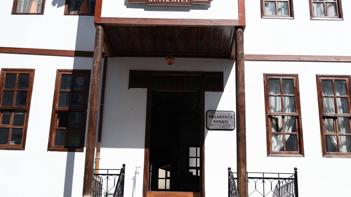 Unye Hotel | PAŞABAHÇE KONAĞI