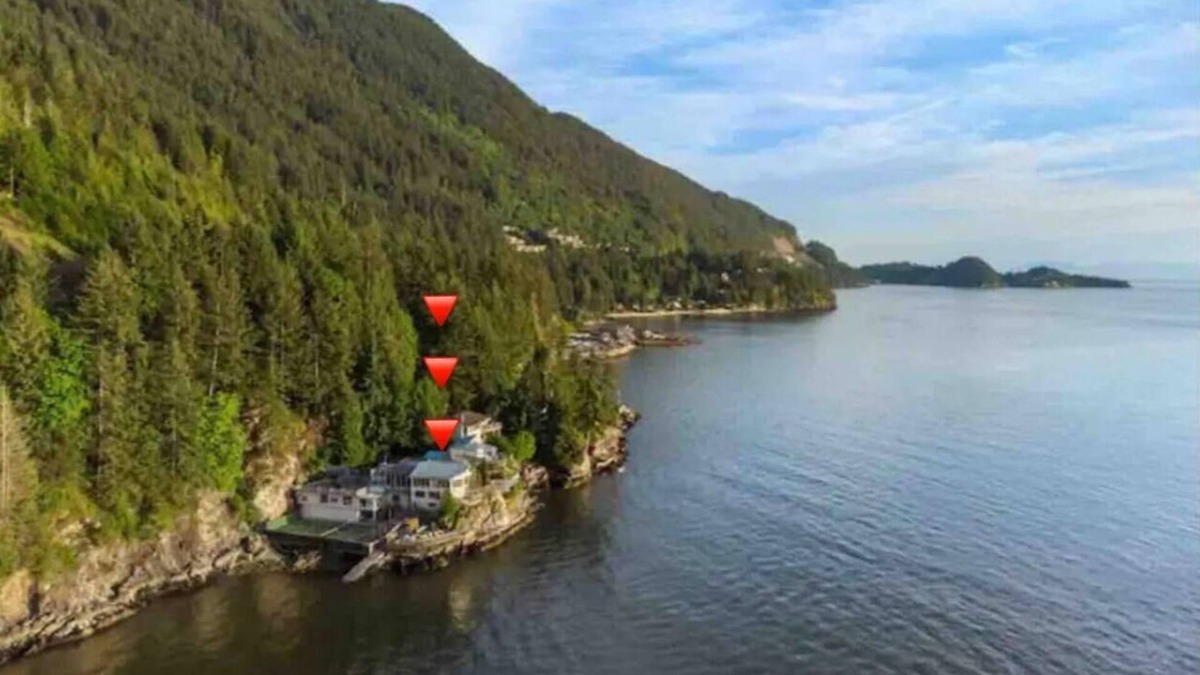 Vancouver House | Pacific Gem 💎 Ocean Front