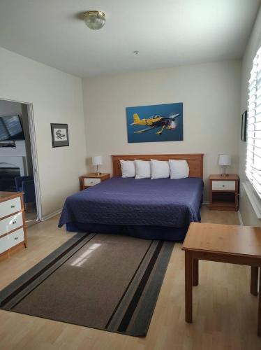 Oceano House | Pacific Plaza #204 - Eagles Nest - 1BdrmUp-K