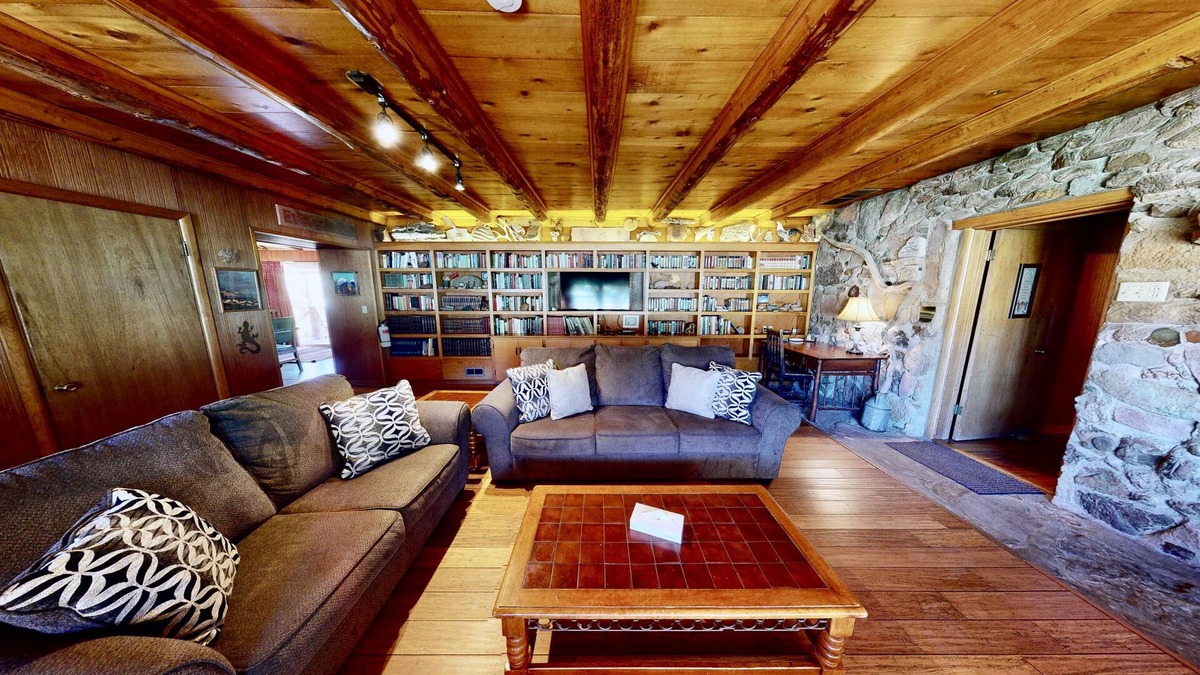 Spanish Valley Cabin | Pack Creek ~ Ranch House | 3 Bed, 2.5 Bath
