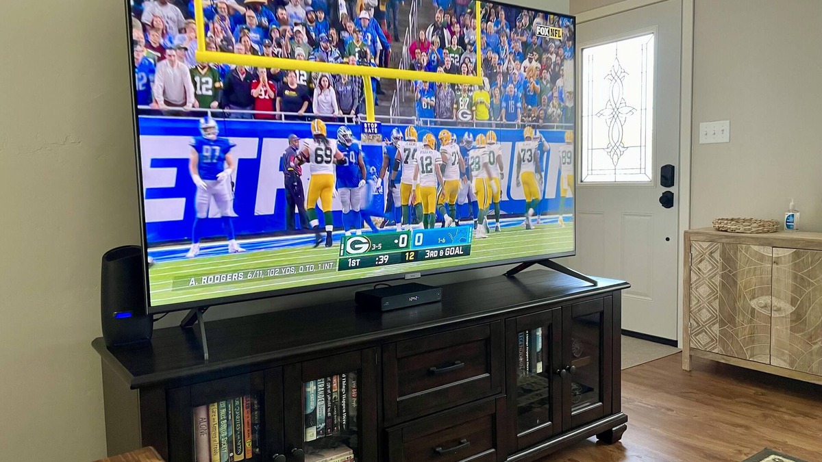 Green Bay House | Packerland 3 Bedroom 2 Bath Near Lambeau/Airport